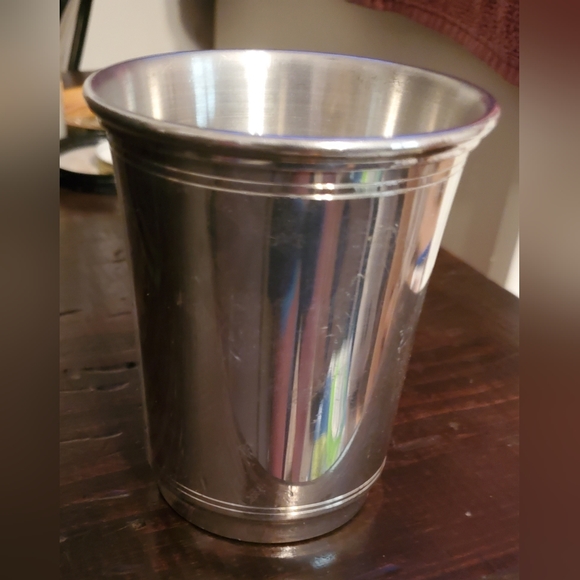 Salisbury Pewter's Carolina Pewter Cup - Picture 2 of 9